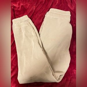 tan coloured sweatpants from aritzia. size small